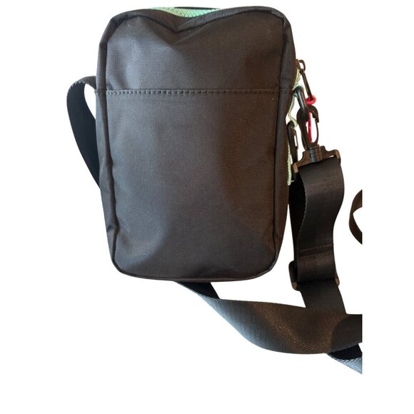 True Religion Black Crossbody Bag With Pink Logo & Adjustable Strap 7W X 9T X 9D - Picture 2 of 7